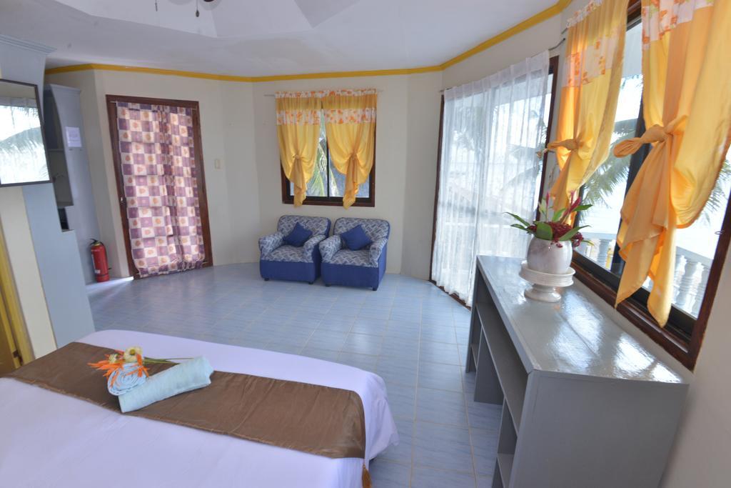 Lanas Beach Resort Romblon Island Ruang foto