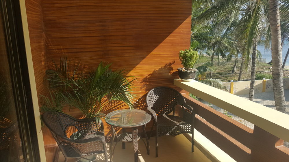 Lanas Beach Resort Romblon Island Bagian luar foto