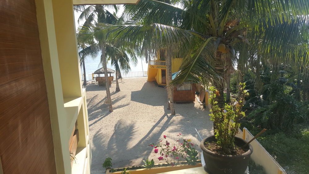 Lanas Beach Resort Romblon Island Bagian luar foto