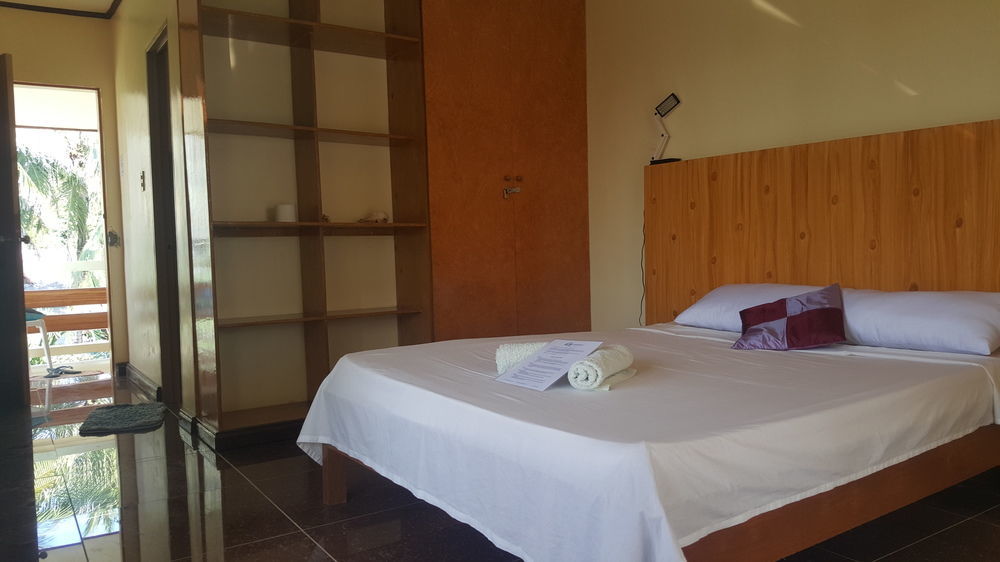 Lanas Beach Resort Romblon Island Bagian luar foto