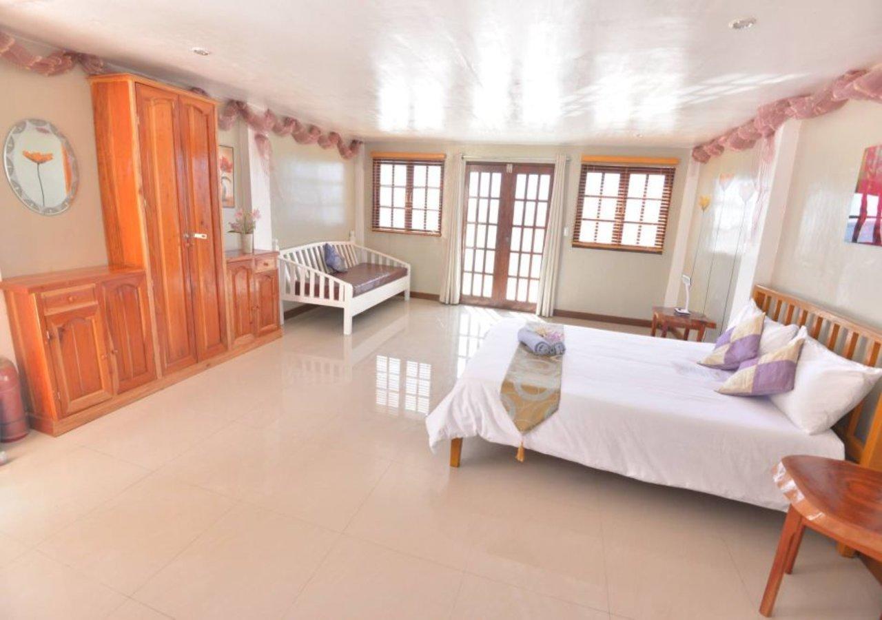 Lanas Beach Resort Romblon Island Bagian luar foto
